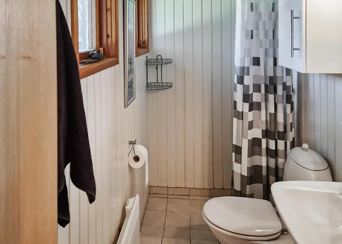 Σπίτι διακοπών Two Bedroom Stunning In *