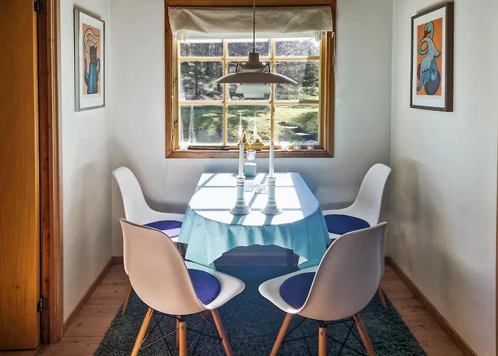 Σπίτι διακοπών Two Bedroom Stunning In *