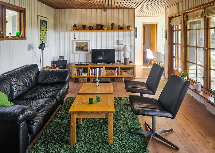 Two Bedroom Stunning In Σπίτι διακοπών Løkken